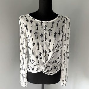 Key Knot Front Blouse